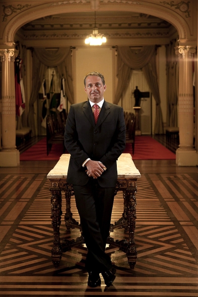 http://www.alexandresevero.com.br/files/gimgs/17_alx01092010068_v2.jpg