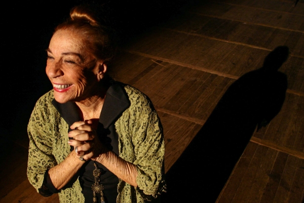 http://www.alexandresevero.com.br/files/gimgs/17_as020805022.jpg