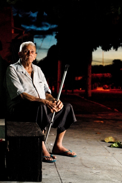 http://www.alexandresevero.com.br/files/gimgs/17_siteretratos034_v2.jpg