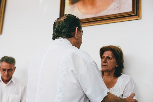 http://www.alexandresevero.com.br/files/gimgs/21_joaodedeusalexandresevero121-medium.jpg